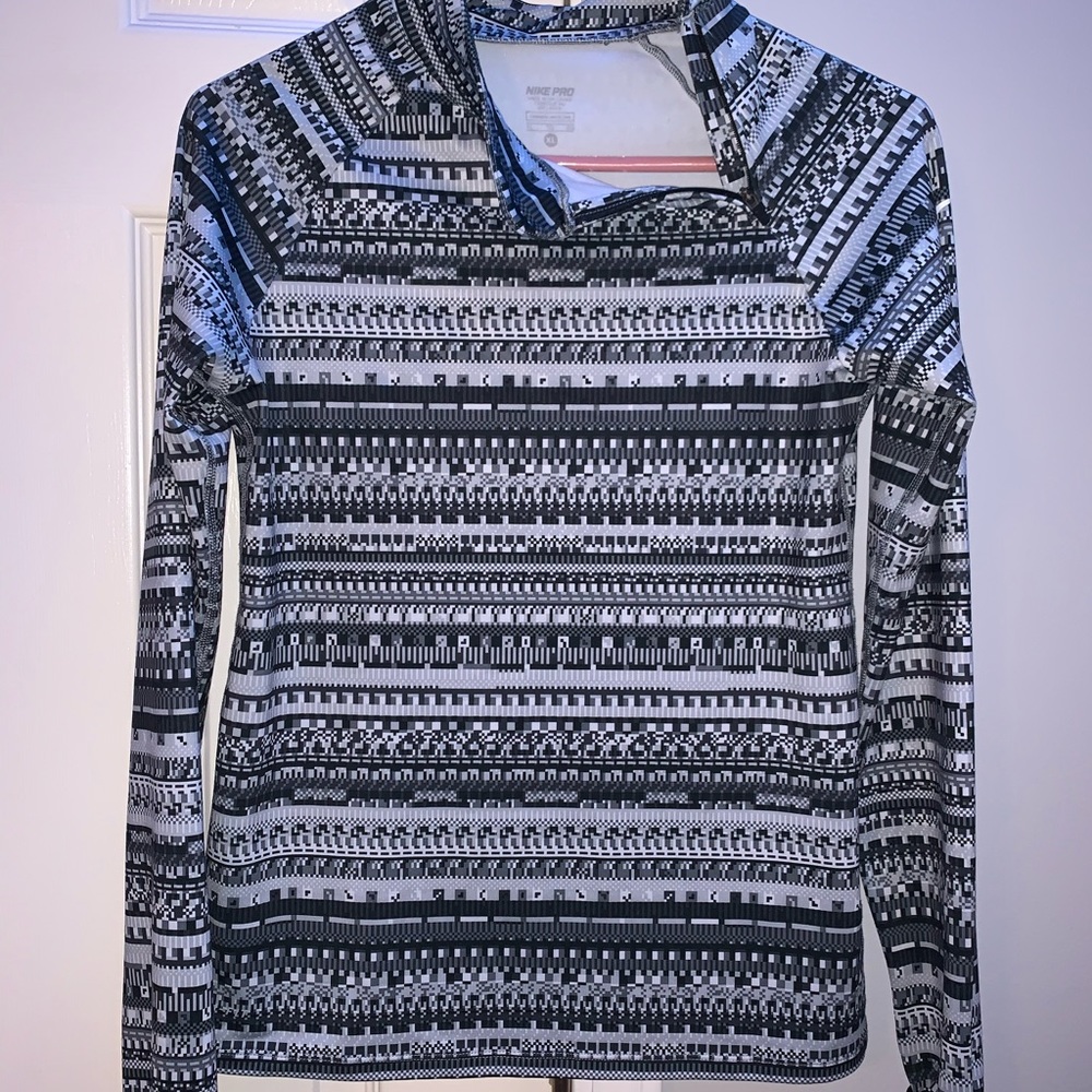 Nike running top with cool design